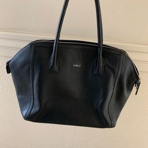 Furla black leather bag like new